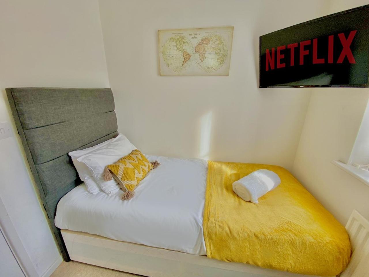 Walsall Group Accommodation Exteriör bild