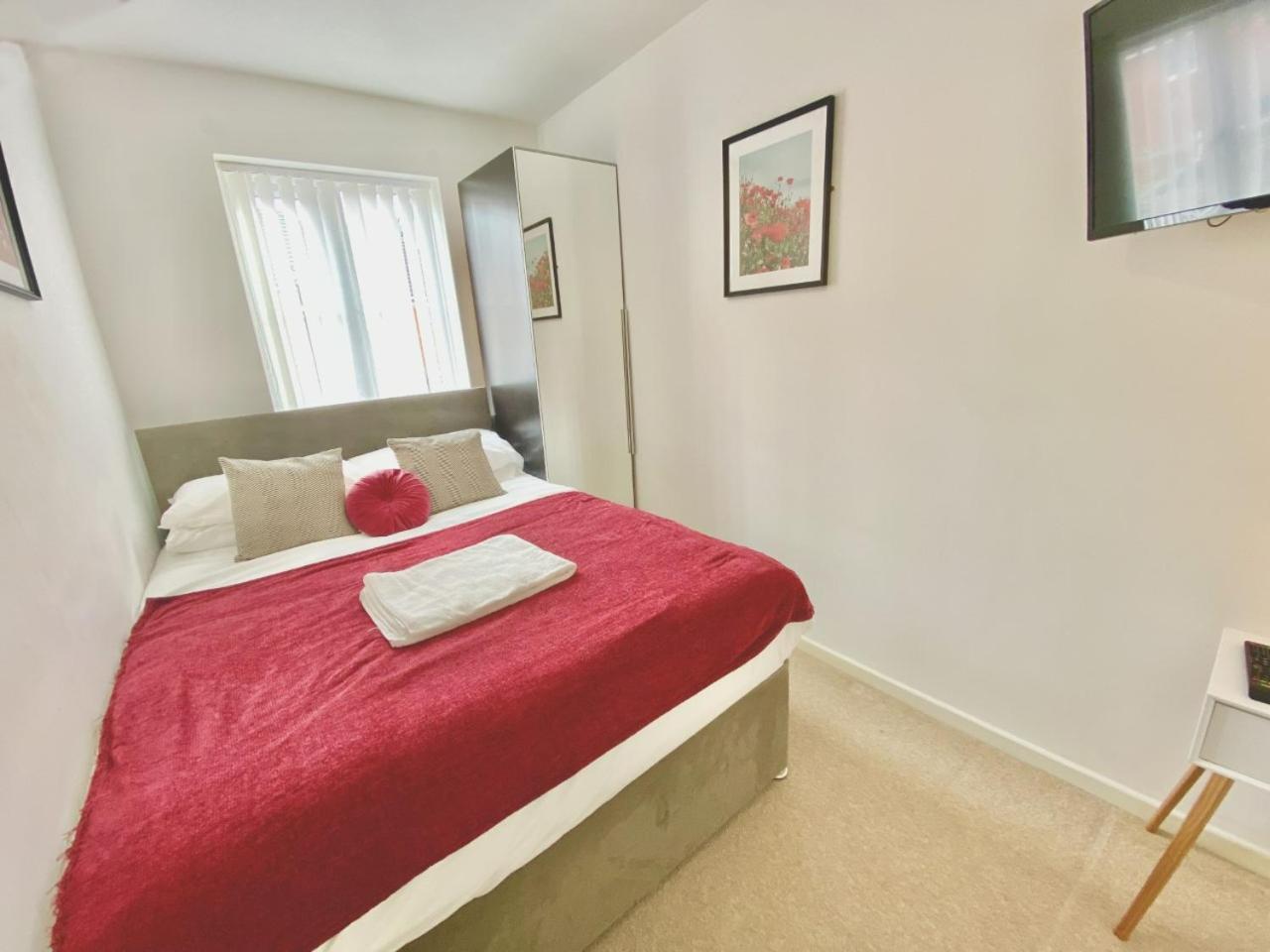 Walsall Group Accommodation Exteriör bild