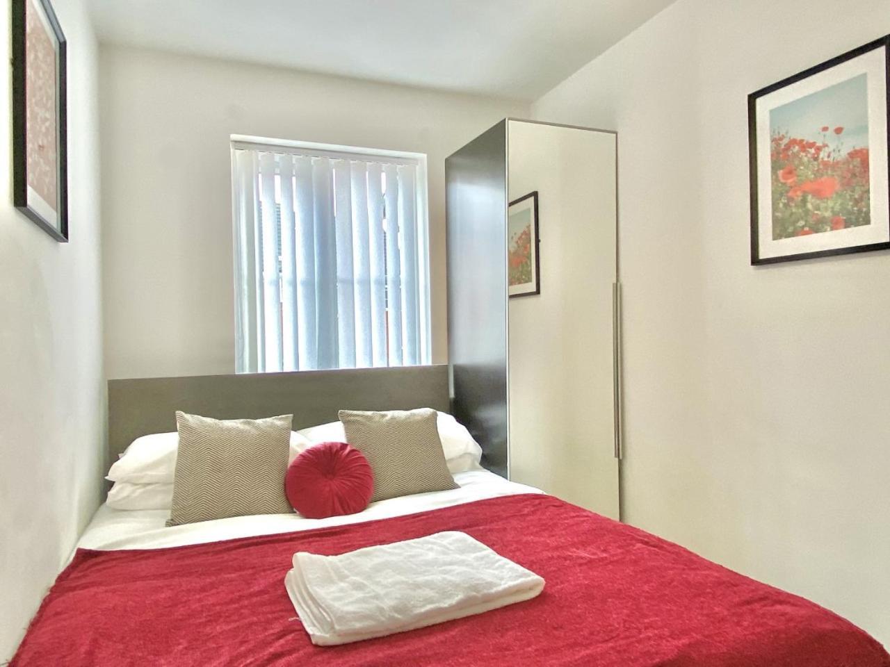 Walsall Group Accommodation Exteriör bild